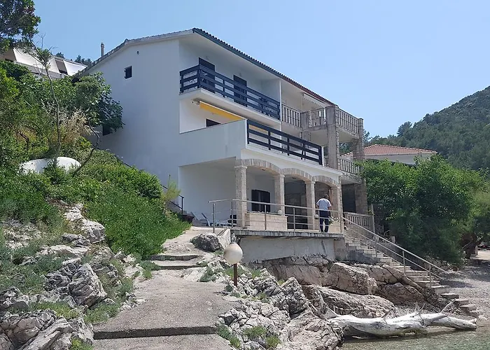 Apartments Teo I Ivana
